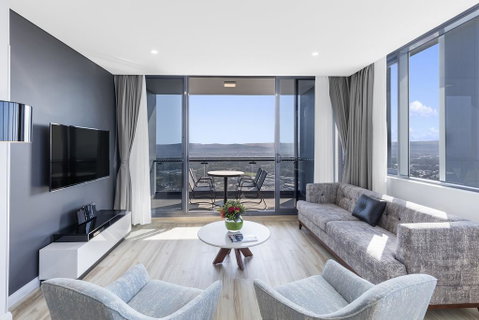 Meriton Suites Southport - Geraldton Accommodation 0