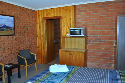 Merrijig Motor Inn - Geraldton Accommodation 2