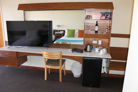Mid City Ballarat - Geraldton Accommodation 2