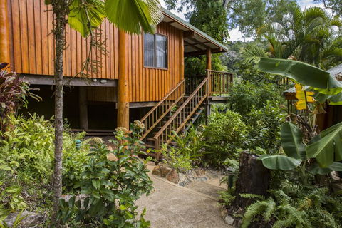 Milkwood Lodge - Geraldton Accommodation 0