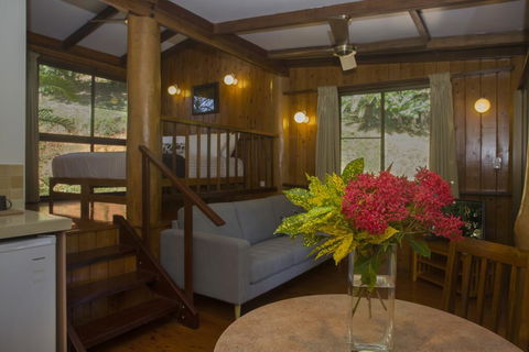 Milkwood Lodge - Geraldton Accommodation 3