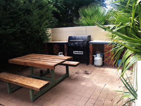 Moama Motel - Geraldton Accommodation 2