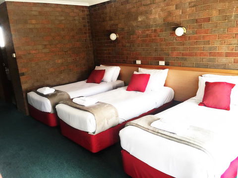 Moama Motel - Geraldton Accommodation 0