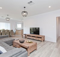 Modern and Spacious home near Curtin University - Geraldton Accommodation