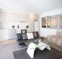 Modern Executive Apartment  Braddon 1BR Wine Wifi Secure Parking Canberra - Geraldton Accommodation