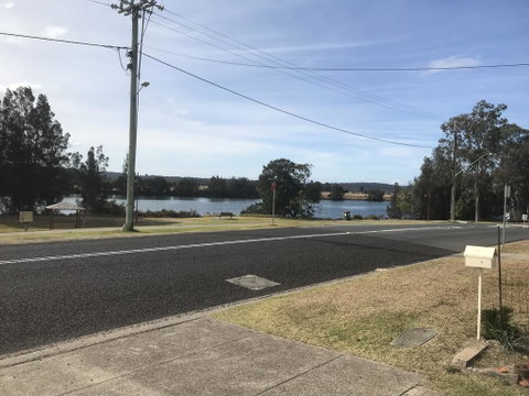 Moruya Holiday House - Geraldton Accommodation 3