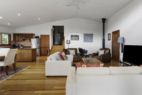 Mountain Home Leura - Perfect Weekend Escape - Geraldton Accommodation 2