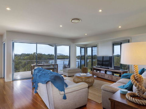 Myall River Magic - Geraldton Accommodation 0