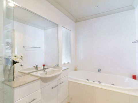 Myall River Magic - Geraldton Accommodation 2