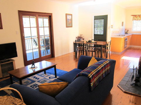 Neds Cabin - Geraldton Accommodation 3