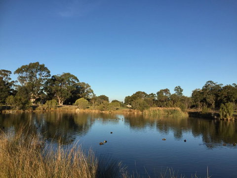 Lakeside Views - Geraldton Accommodation 18
