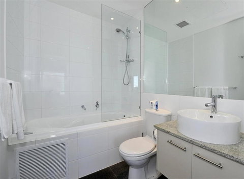 Nautica Residences Mandurah - Geraldton Accommodation 9