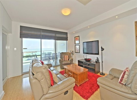 Nautica Residences Mandurah - Geraldton Accommodation 1