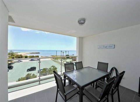 Nautica Residences Mandurah - Geraldton Accommodation 5