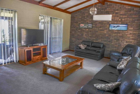 Geraldton Holliday Villas - Geraldton Accommodation 8