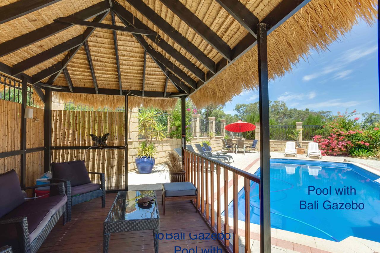 Two Rocks WA Geraldton Accommodation