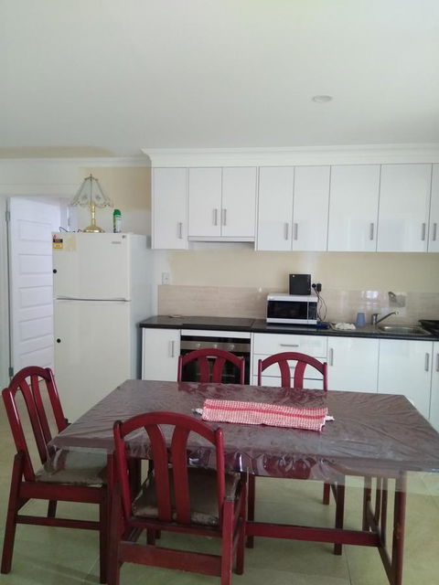 DIANELLA Budget Rooms Happy Place To Stay - Geraldton Accommodation 8