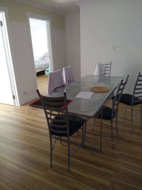 DIANELLA Budget Rooms Happy Place To Stay - Geraldton Accommodation 16