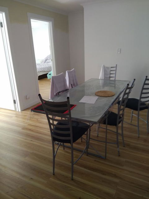 DIANELLA Budget Rooms Happy Place To Stay - Geraldton Accommodation 34