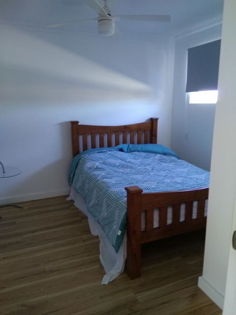 DIANELLA Budget Rooms Happy Place To Stay - Geraldton Accommodation 36