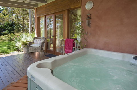 Innisfree Mountain Retreat - Geraldton Accommodation 3