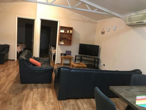 Sabai Accommodation - Geraldton Accommodation 14