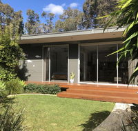 Banksia Luxury Villa - Geraldton Accommodation