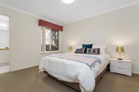 Como South Perth Villa - Geraldton Accommodation 19