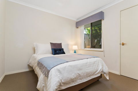 Como South Perth Villa - Geraldton Accommodation 6