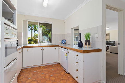 Como South Perth Villa - Geraldton Accommodation 3