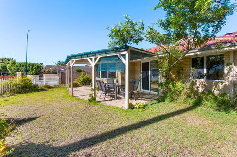 Como South Perth Villa - Geraldton Accommodation 22