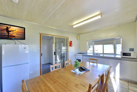 Mandurah Coastal Holiday Park - Geraldton Accommodation 23
