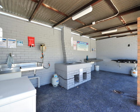 Mandurah Coastal Holiday Park - Geraldton Accommodation 38