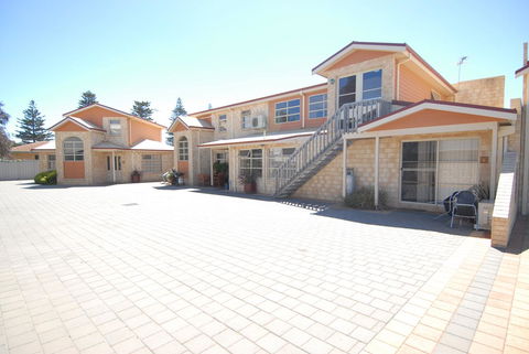 Esperance Foreshore Apartments - Geraldton Accommodation 0