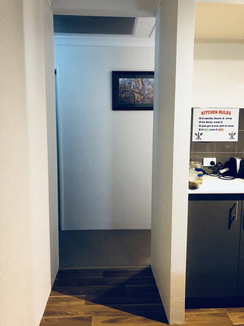 Nora Muslim Holiday Home - Geraldton Accommodation 28