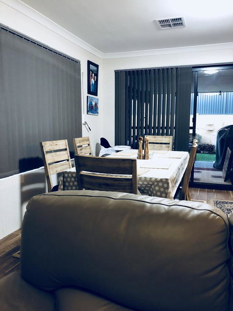 Nora Muslim Holiday Home - Geraldton Accommodation 39