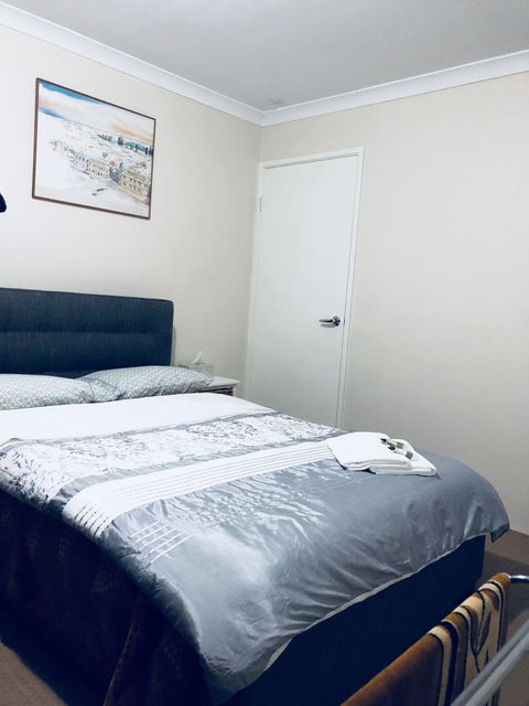 Nora Muslim Holiday Home - Geraldton Accommodation 25
