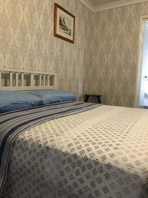 Nora Muslim Holiday Home - Geraldton Accommodation 7