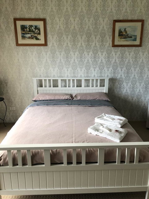 Nora Muslim Holiday Home - Geraldton Accommodation 1