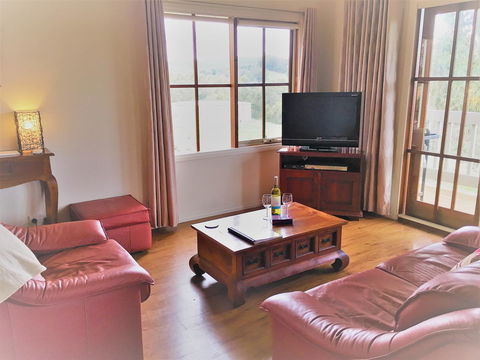 Balingup Highview Chalets - Geraldton Accommodation 7