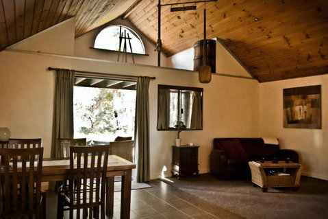 Scotsdale Valley Studios - Geraldton Accommodation 7