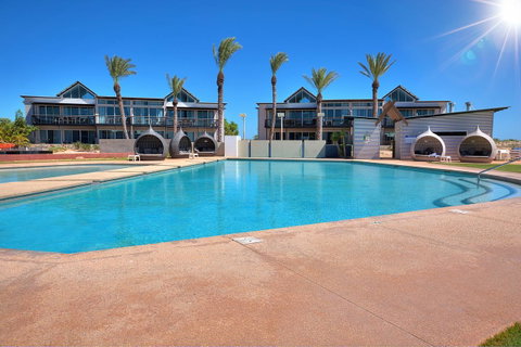 Mantarays Ningaloo Beach Resort - Geraldton Accommodation 18