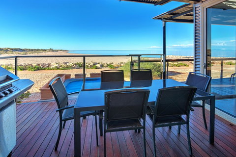 Mantarays Ningaloo Beach Resort - Geraldton Accommodation 6