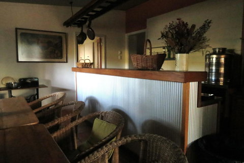 Bentwood Olive Grove Accommodation - Geraldton Accommodation 8