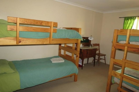 Bentwood Olive Grove Accommodation - Geraldton Accommodation 15