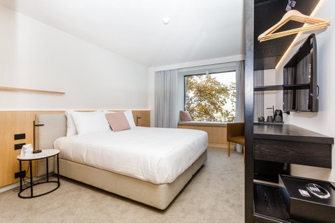 Quay Perth - Geraldton Accommodation 24
