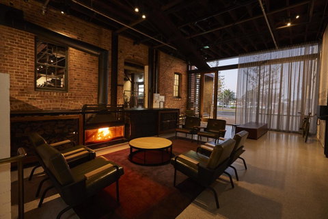 The Premier Mill Hotel - Geraldton Accommodation 0
