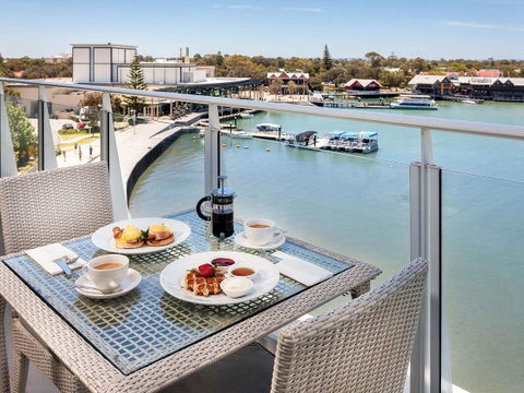 The Sebel Mandurah - Geraldton Accommodation 40