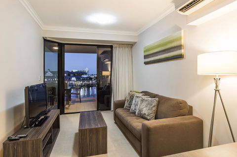 Dolphin Quay Apartments - Geraldton Accommodation 20