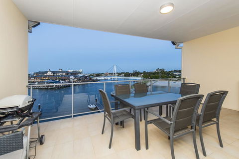 Dolphin Quay Apartments - Geraldton Accommodation 23